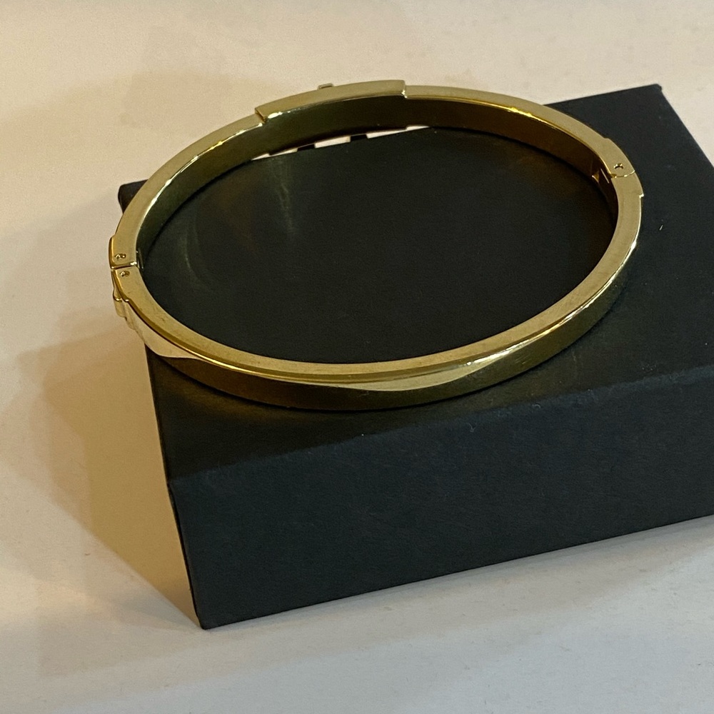 Michael Kors Gold and Crystal Locket Bracelet - Picture 6 of 8